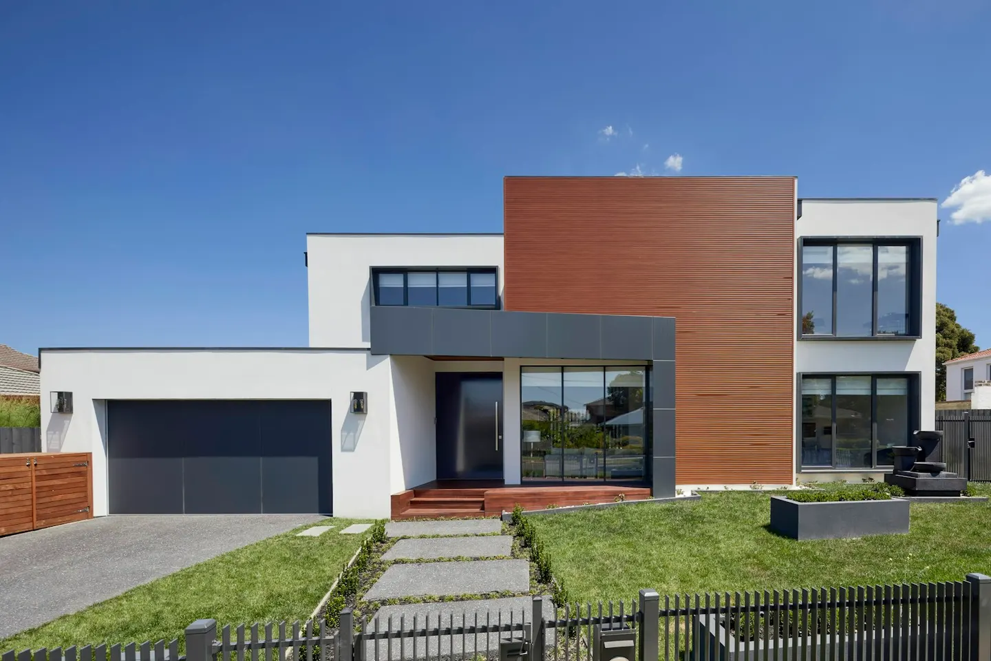 48 Canal Walk, Brightwater