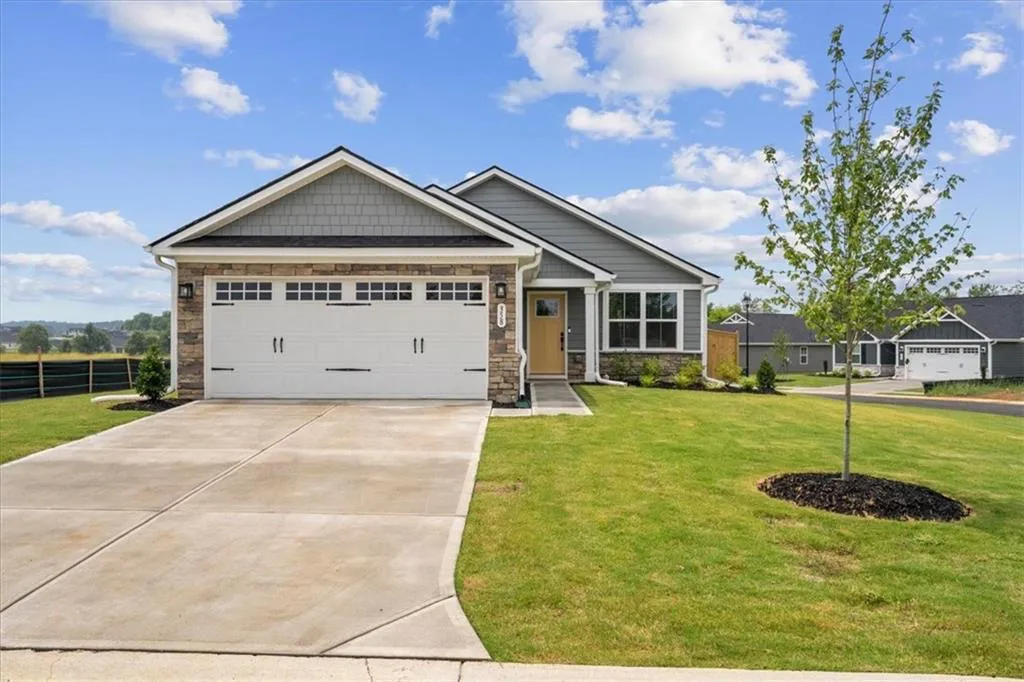 358 Oakleigh Drive