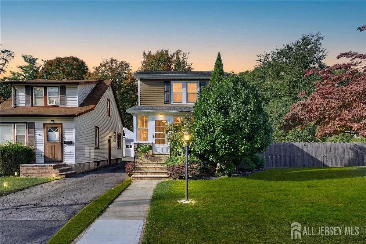 100 W Golf Ave
