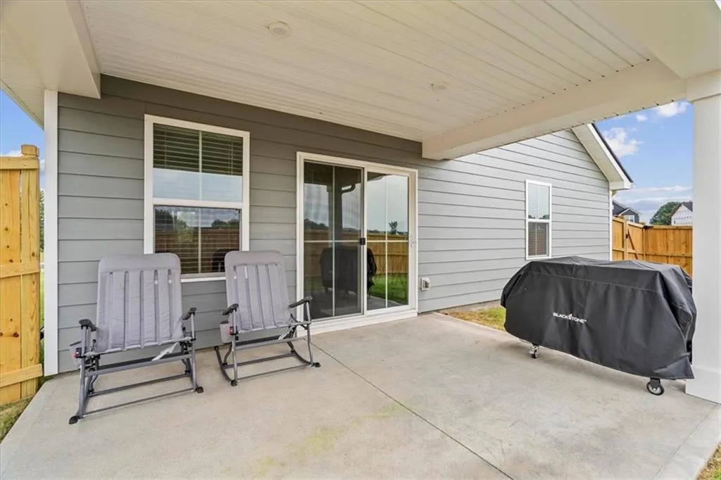 358 Oakleigh Drive photo 23