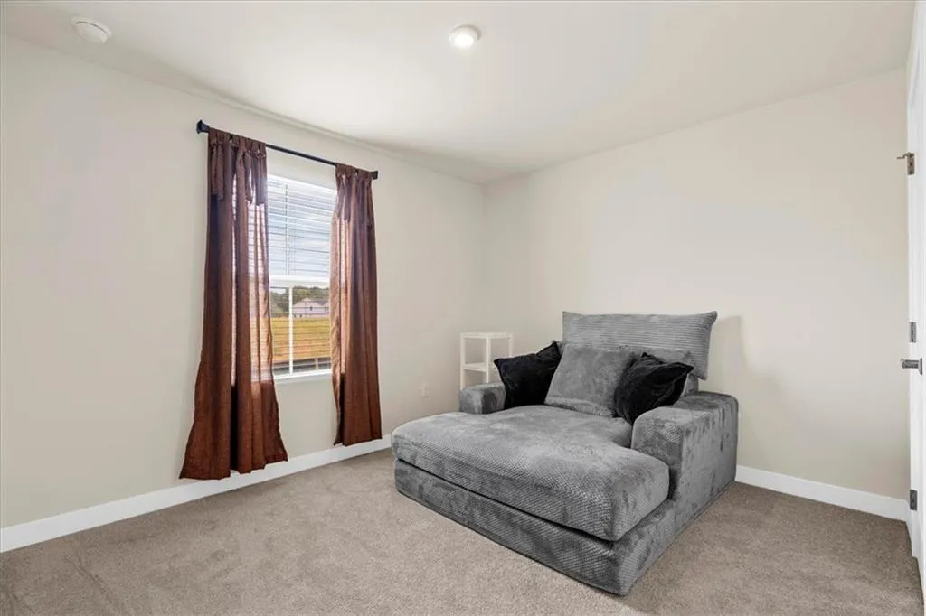 358 Oakleigh Drive photo 20