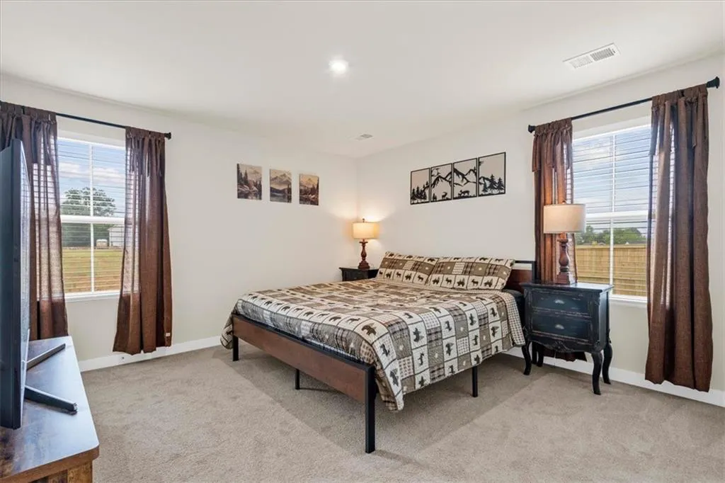 358 Oakleigh Drive photo 16